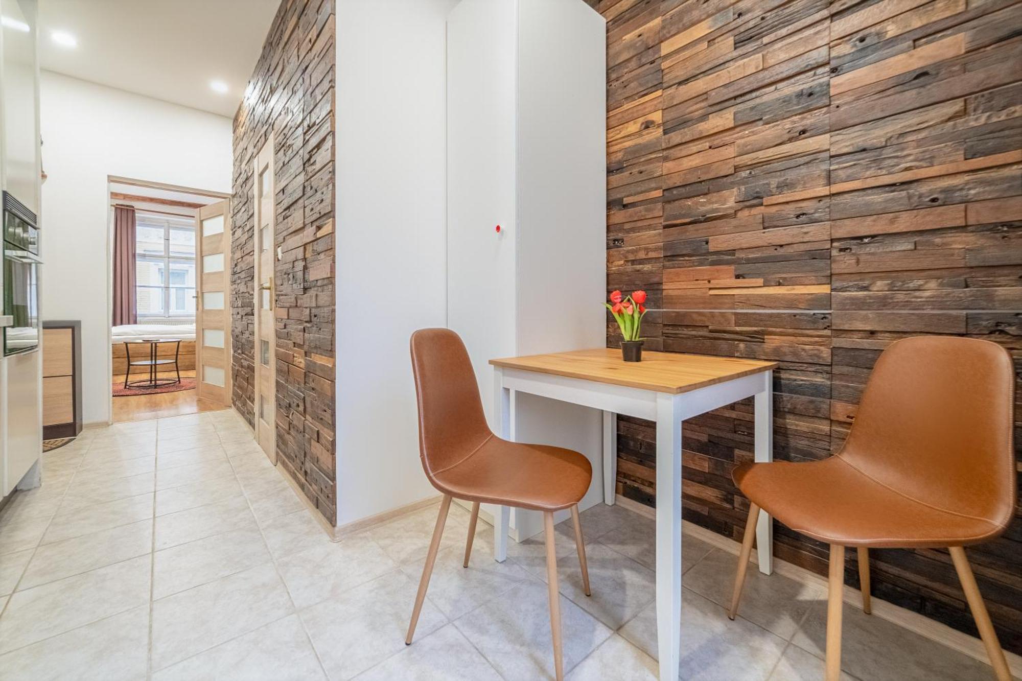 Appartement Hidden Nook Of Old Cozy In The Heart Of History By Rentez Praag