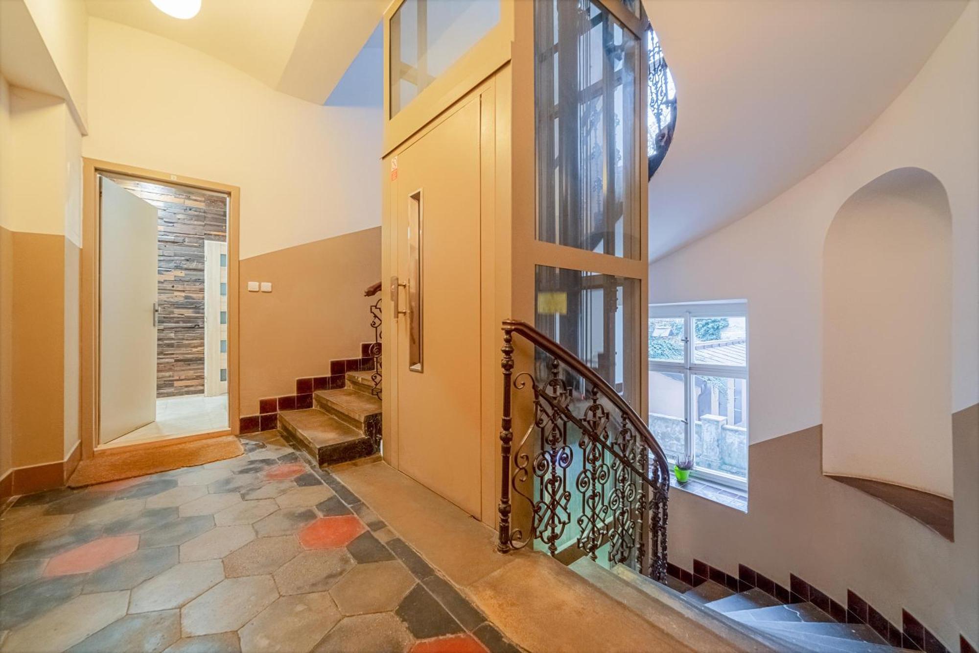 Hidden Nook Of Old Cozy In The Heart Of History By Rentez Appartement Praag